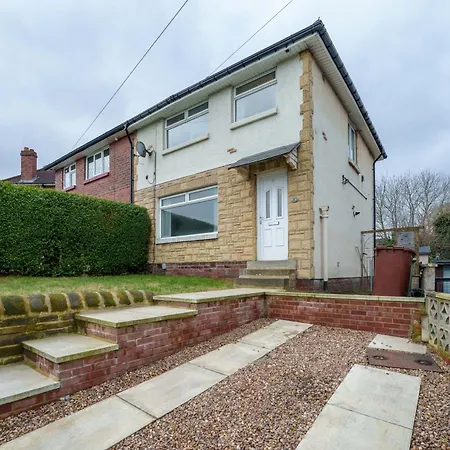 Monthly 30% Off - Perfect For Families & Corporates - 7 Beds Holiday home *