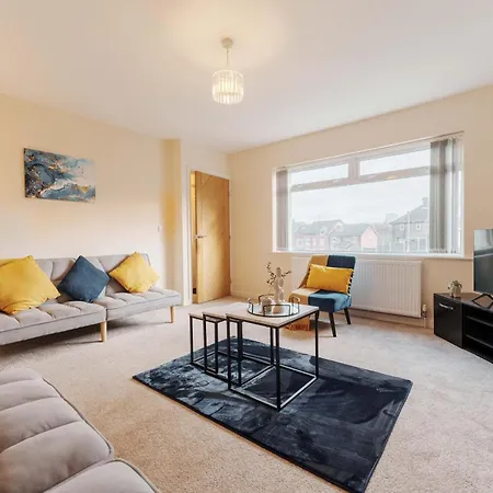 Monthly 30% Off - Perfect For Families & Corporates - 7 Beds Holiday home